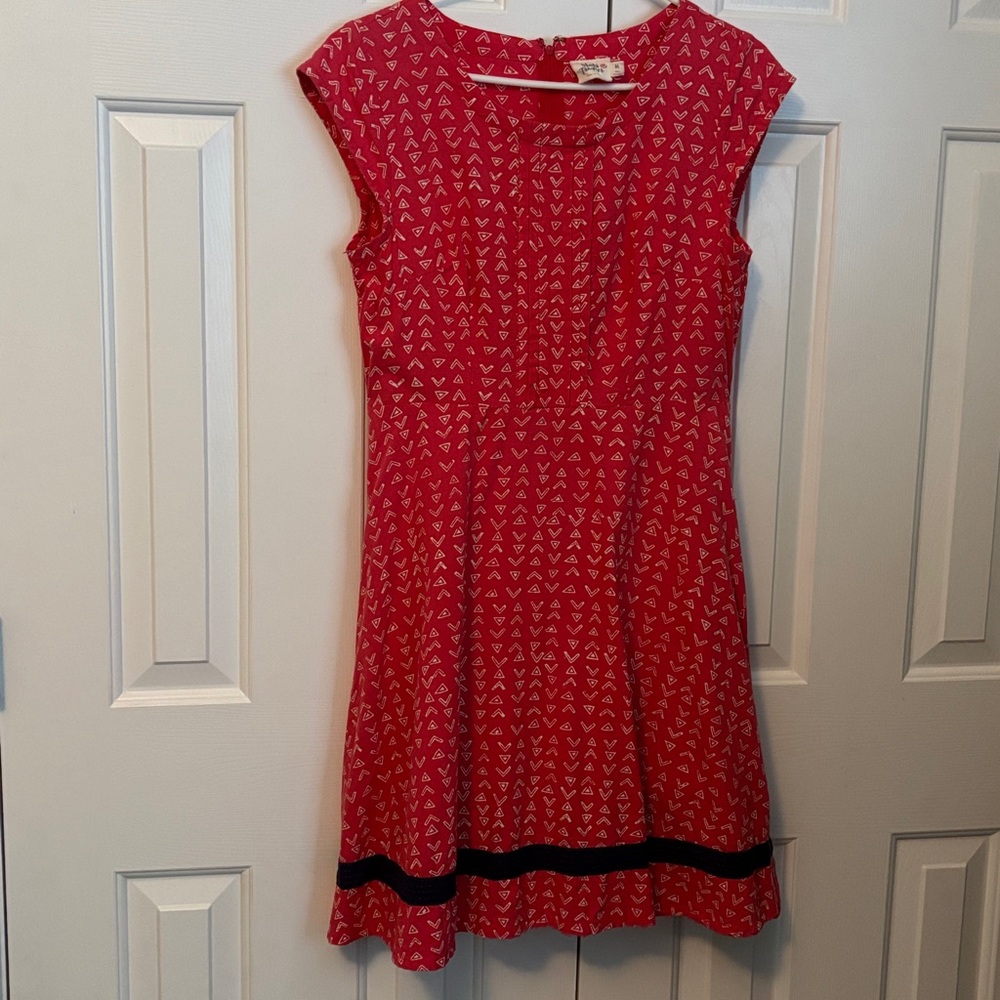 Mata Traders Red and White Geometric Dress M